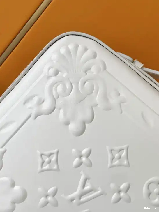 VUITTON SOFT TRUNK MINI LOUIS 0530